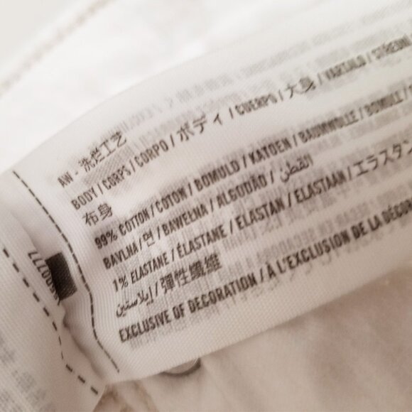 Abercrombie & Fitch Women's White Straight Leg Jeans - Picture 13 of 16